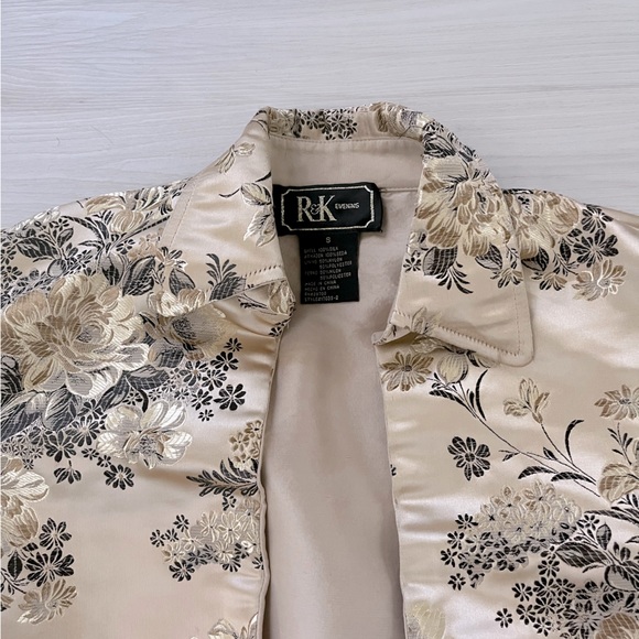 Evening Wear by R&K. - Picture 7 of 8